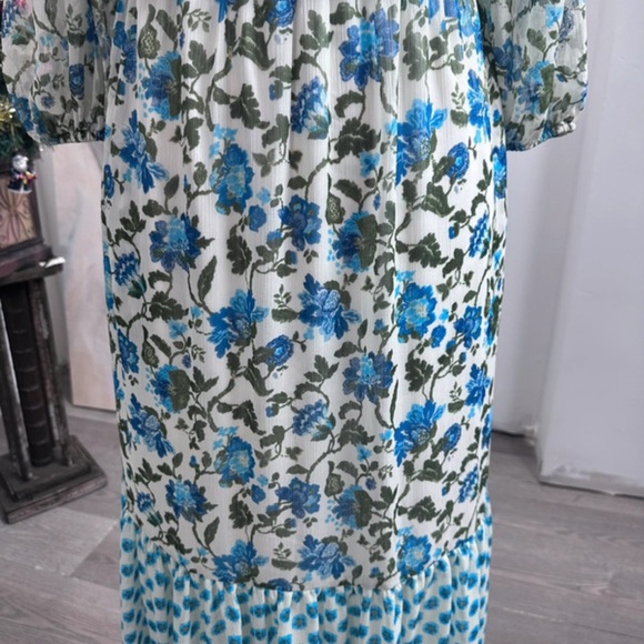 Taylor Blue and White Floral Long Sleeve Dress - Picture 6 of 11